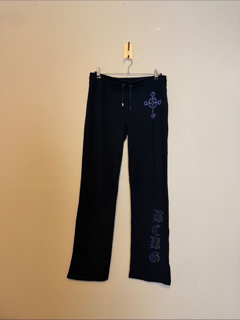BCBG‎ MaxAzria Vintage Y2K Black Bling Flare Leg Sweatpants Size Large Low Rise